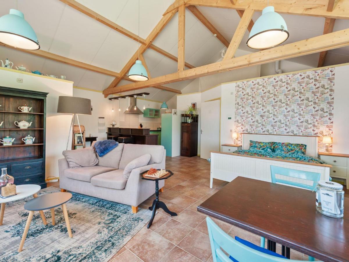 Enticing Holiday Home In Eastermar Near Burgumer Mar Lake Hoogzand Buitenkant foto